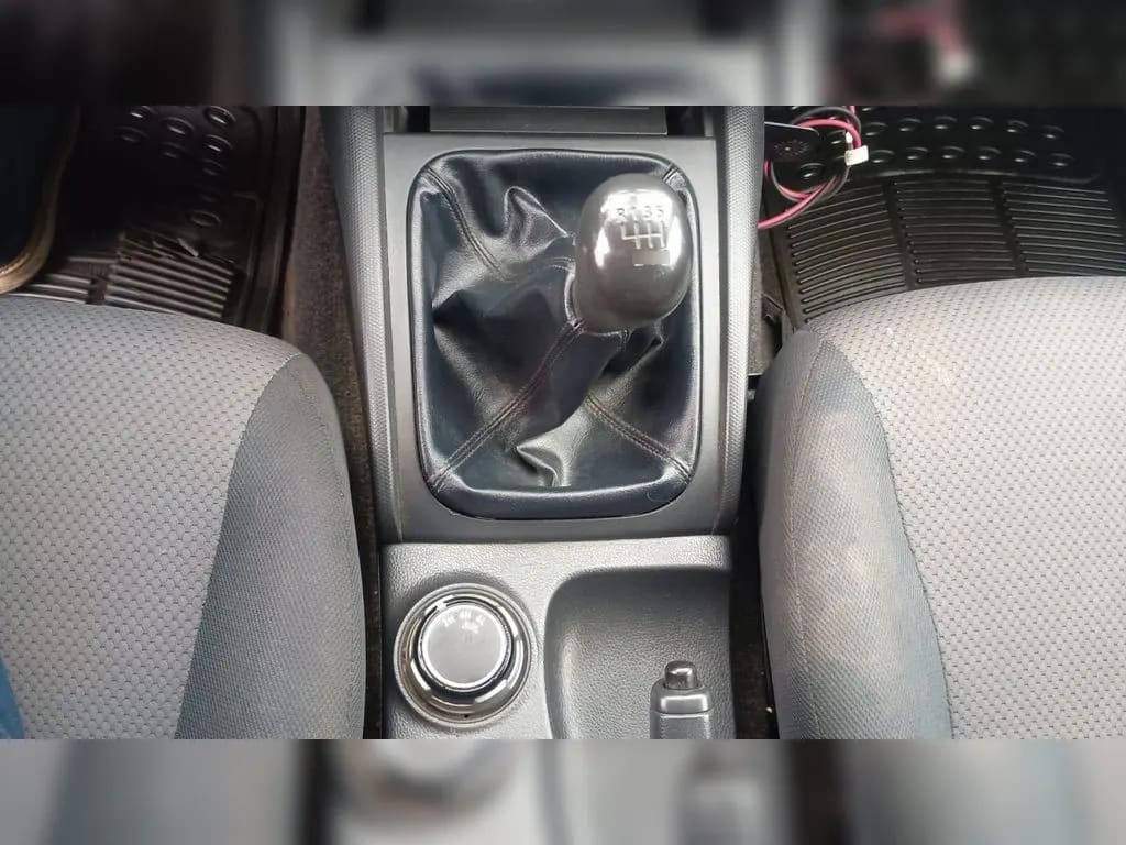 Mitsubishi L200 2.4 Katana Dob. Cab. 4x4 Mt 4p año 2022