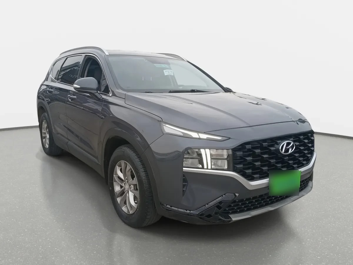 Hyundai Santa Fe 2.5 Plus Fl 4x2 At 5p año 2022