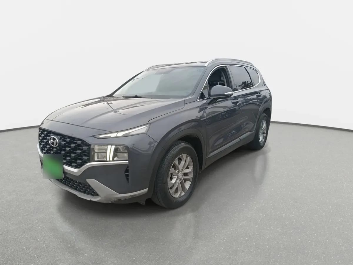 Hyundai Santa Fe 2.5 Plus Fl 4x2 At 5p año 2022