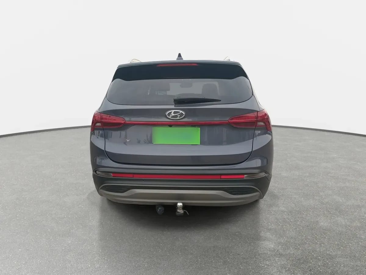 Hyundai Santa Fe 2.5 Plus Fl 4x2 At 5p año 2022