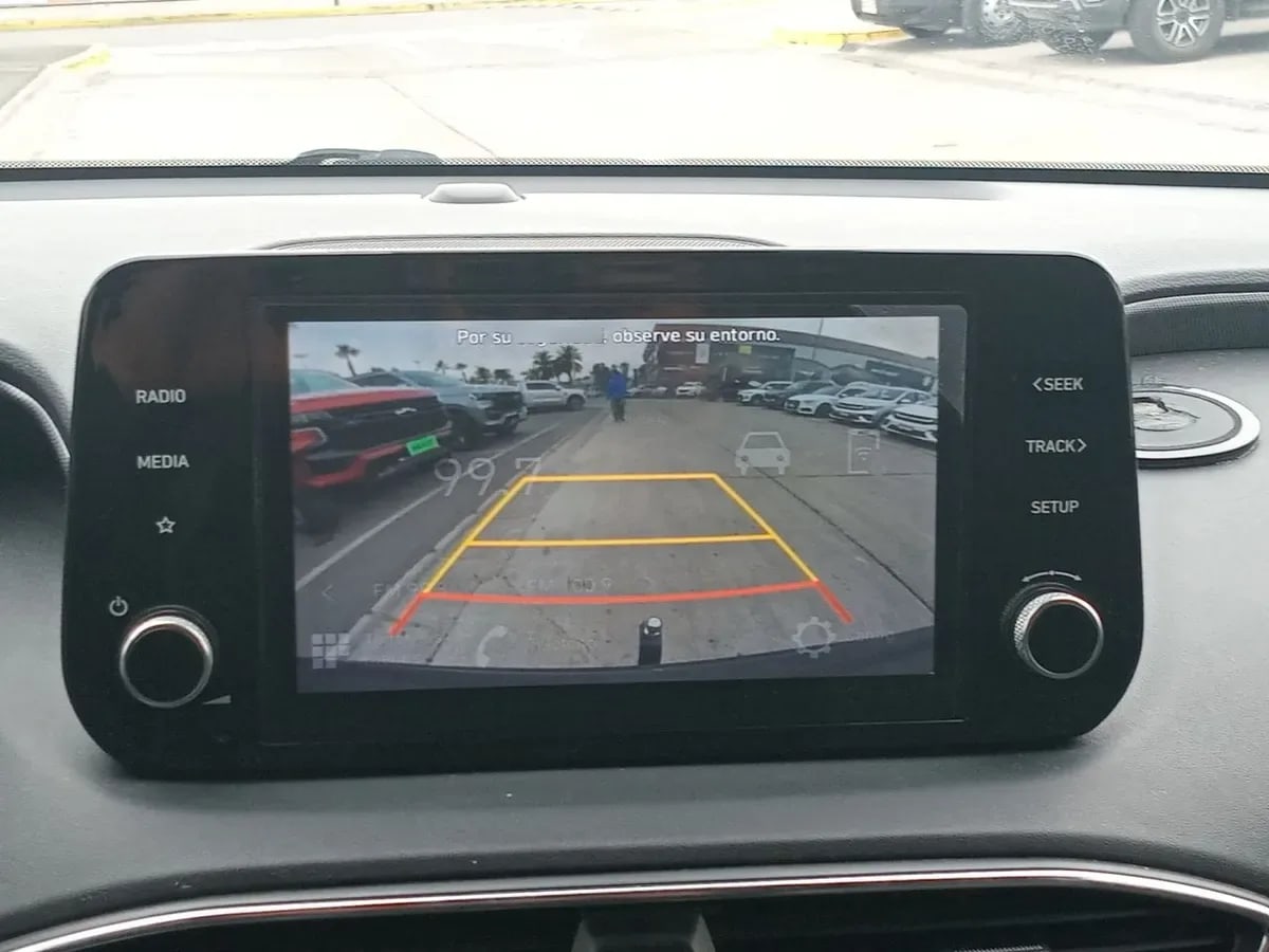 Hyundai Santa Fe 2.5 Plus Fl 4x2 At 5p año 2022