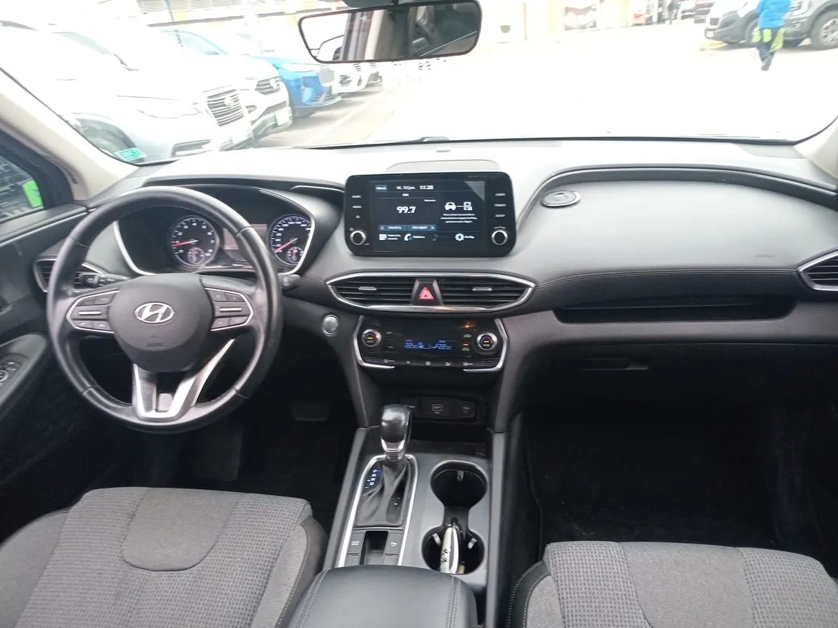 Hyundai Santa Fe 2.5 Plus Fl 4x2 At 5p año 2022