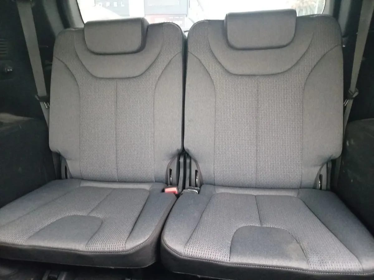 Hyundai Santa Fe 2.5 Plus Fl 4x2 At 5p año 2022