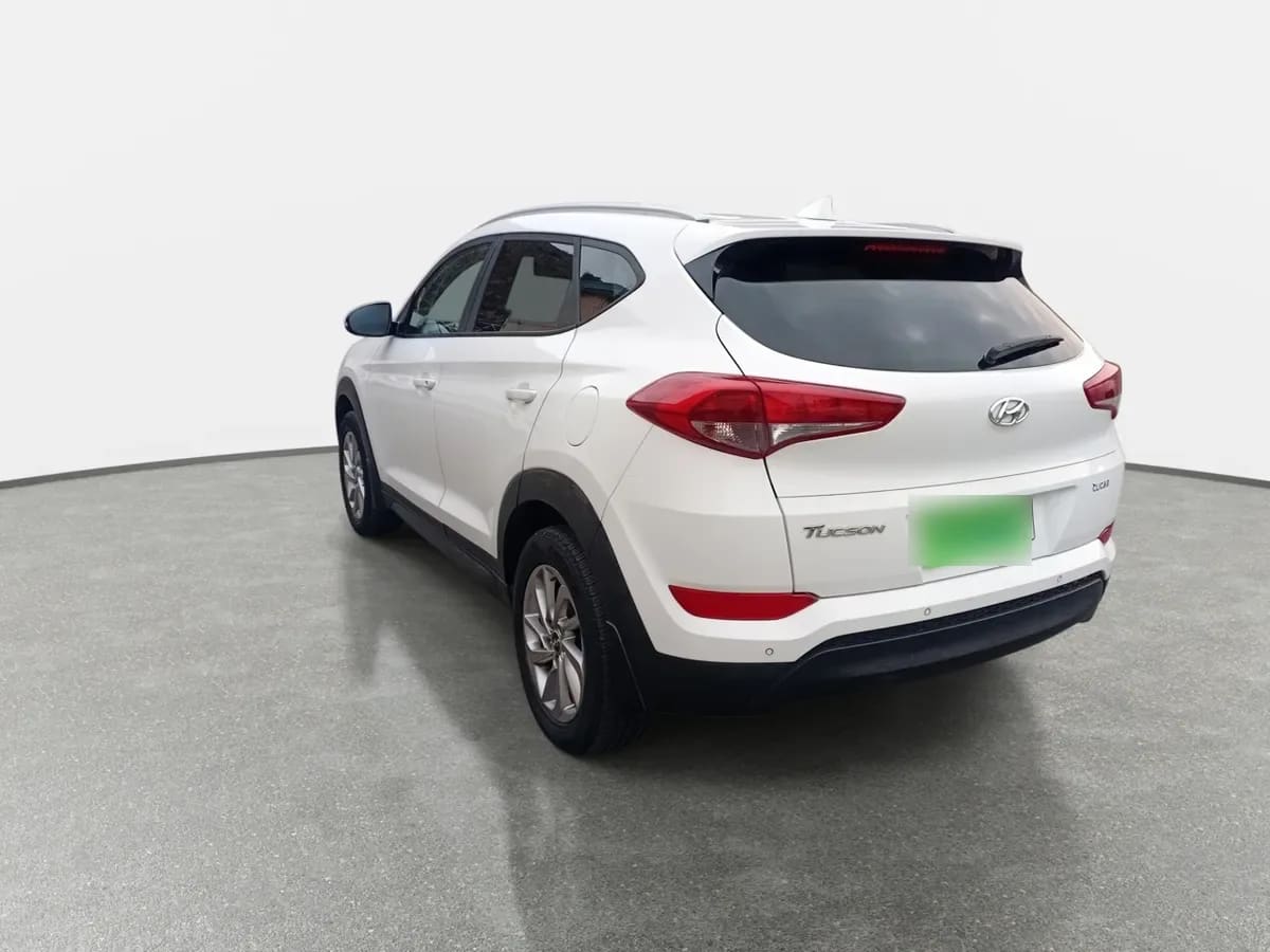 Hyundai Tucson 2.0 Gl Advance Nav 4x2 6at 5p año 2017