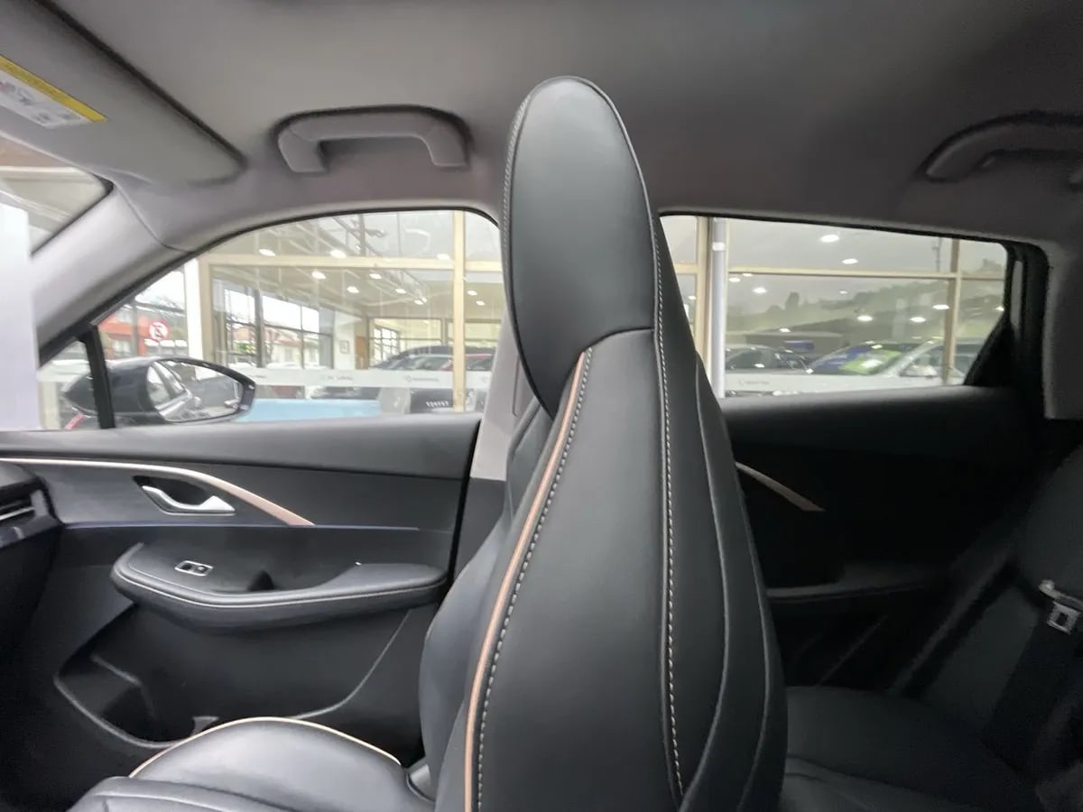 Omoda C5 1.5t Luxury 4x2 Cvt At 5p año 2025