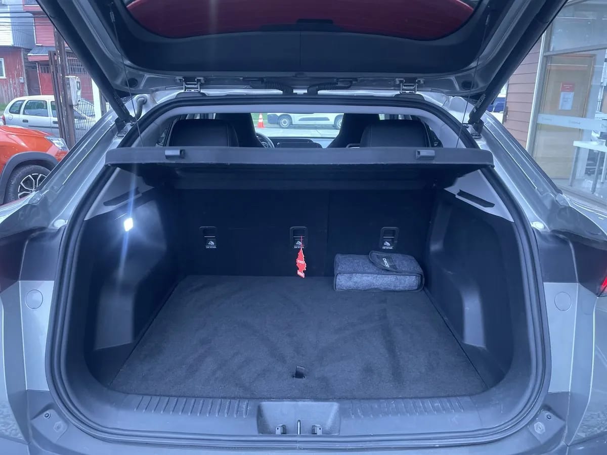 Omoda C5 1.5t Luxury 4x2 Cvt At 5p año 2025