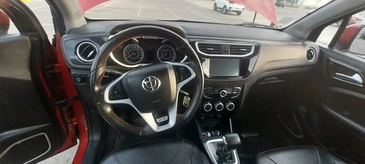 Brilliance V3 1.5 Fl Deluxe 4x2 At 5p año 2019