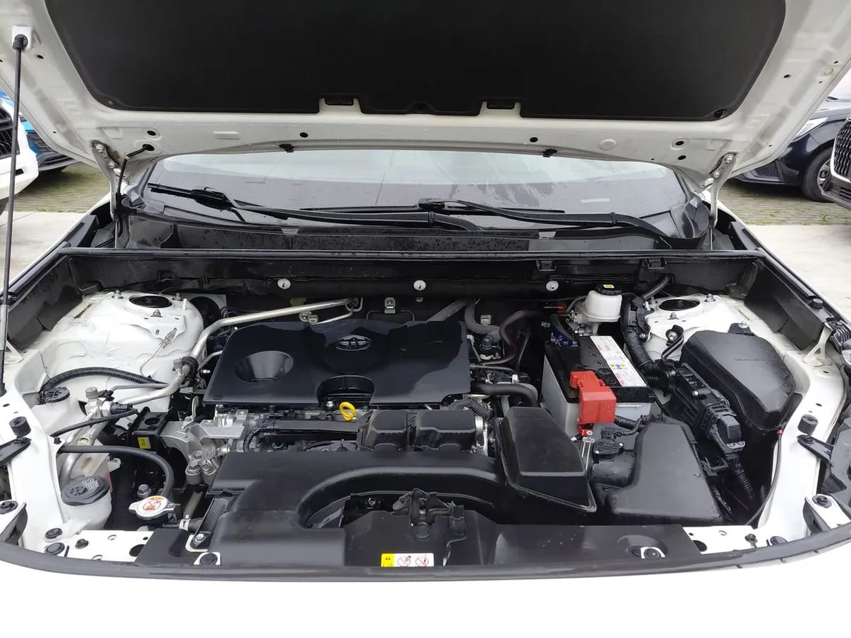 Toyota Rav 4 2.0 Le 4x2 Mt 5p año 2022