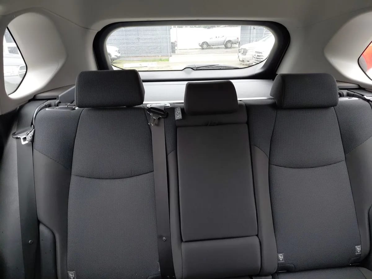 Toyota Rav 4 2.0 Le 4x2 Mt 5p año 2022