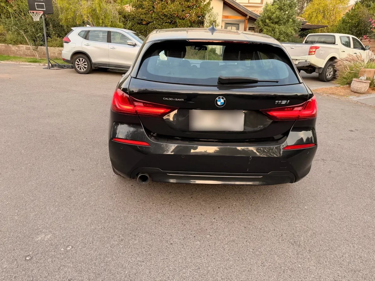 BMW 118 1.5 Sport Plus At año 2021