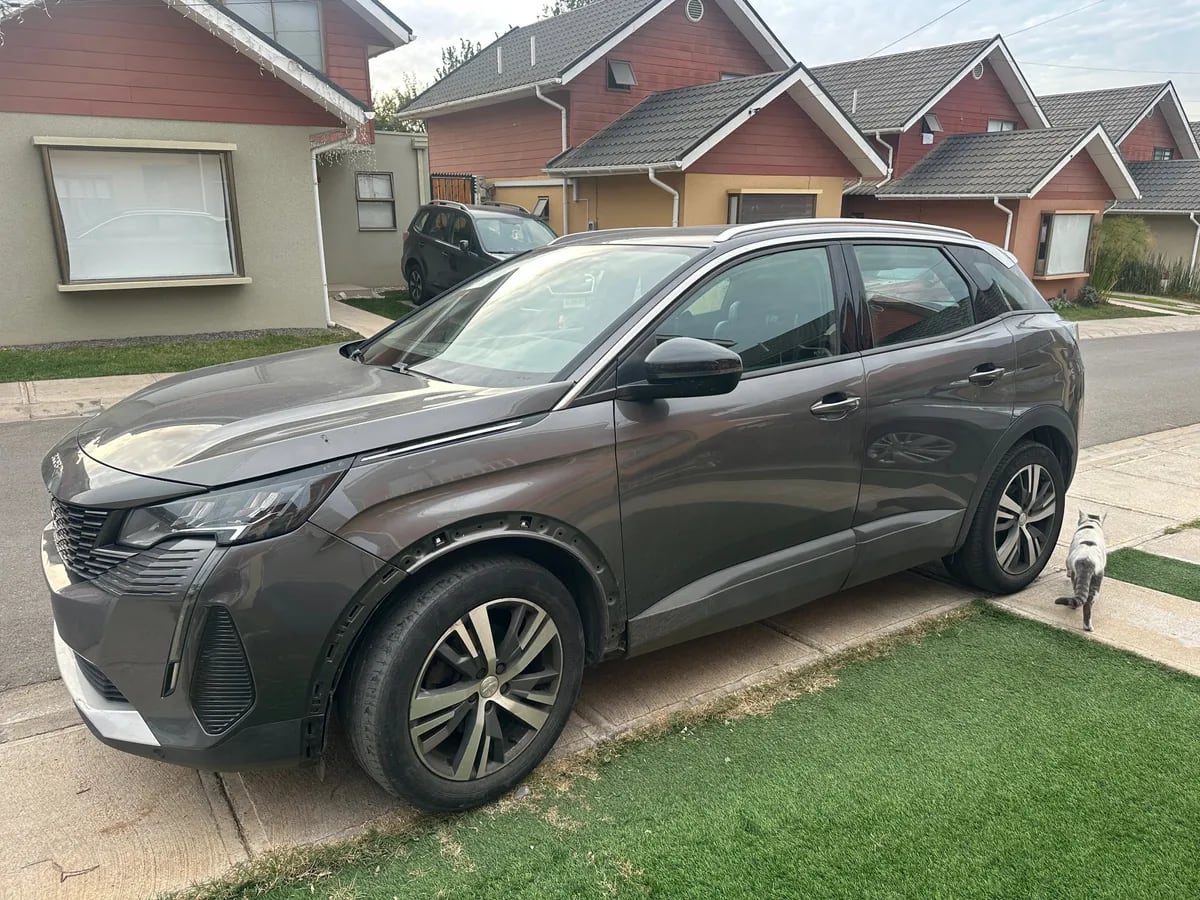 Peugeot 3008 1.2 Active Pack Puretech 130 Mt año 2022
