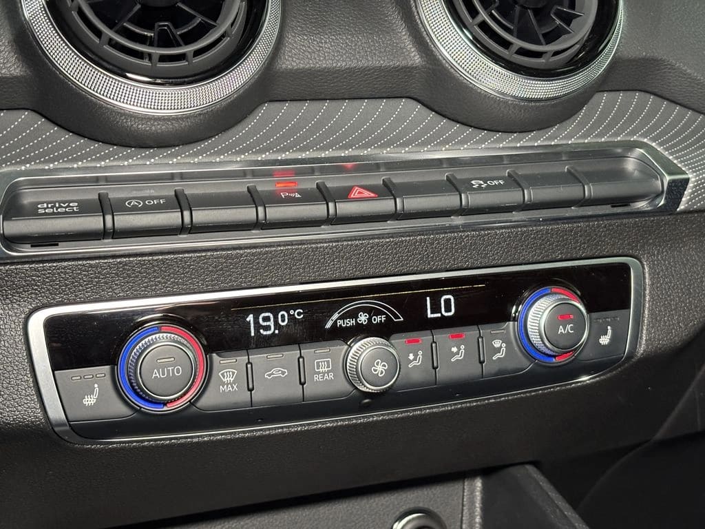 Audi Q2 Pi 35 Tfsi Sport año 2025