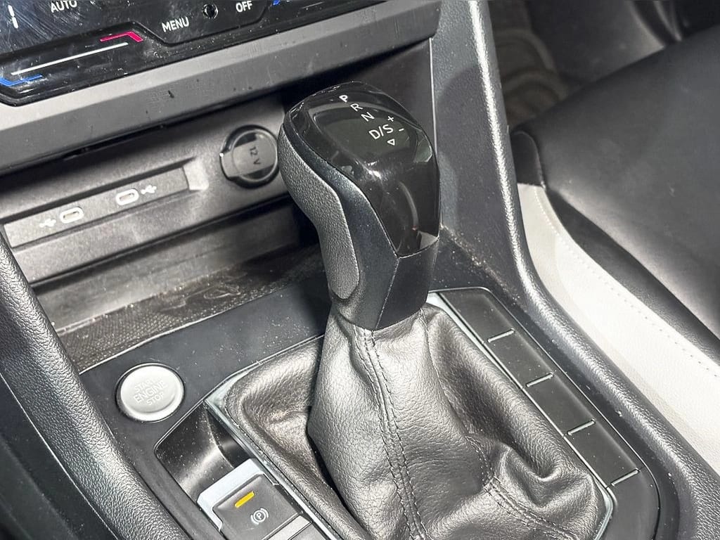 Volkswagen Taos 1.4 Tsi Comfortline 4x2 At 5p año 2026