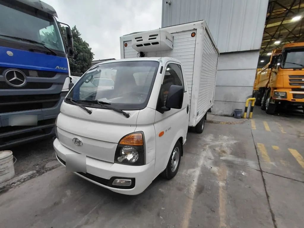 Hyundai Porter Hr Std 2.5 4x2 Mt año 2015