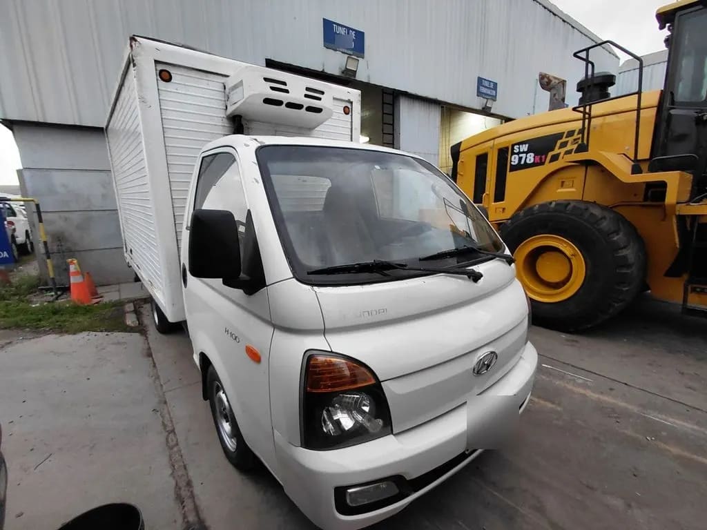 Hyundai Porter Hr Std 2.5 4x2 Mt año 2015