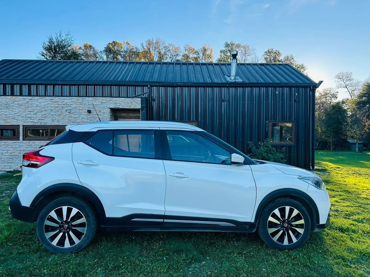 NISSAN KICKS 1.6 Sense Mt año 2020