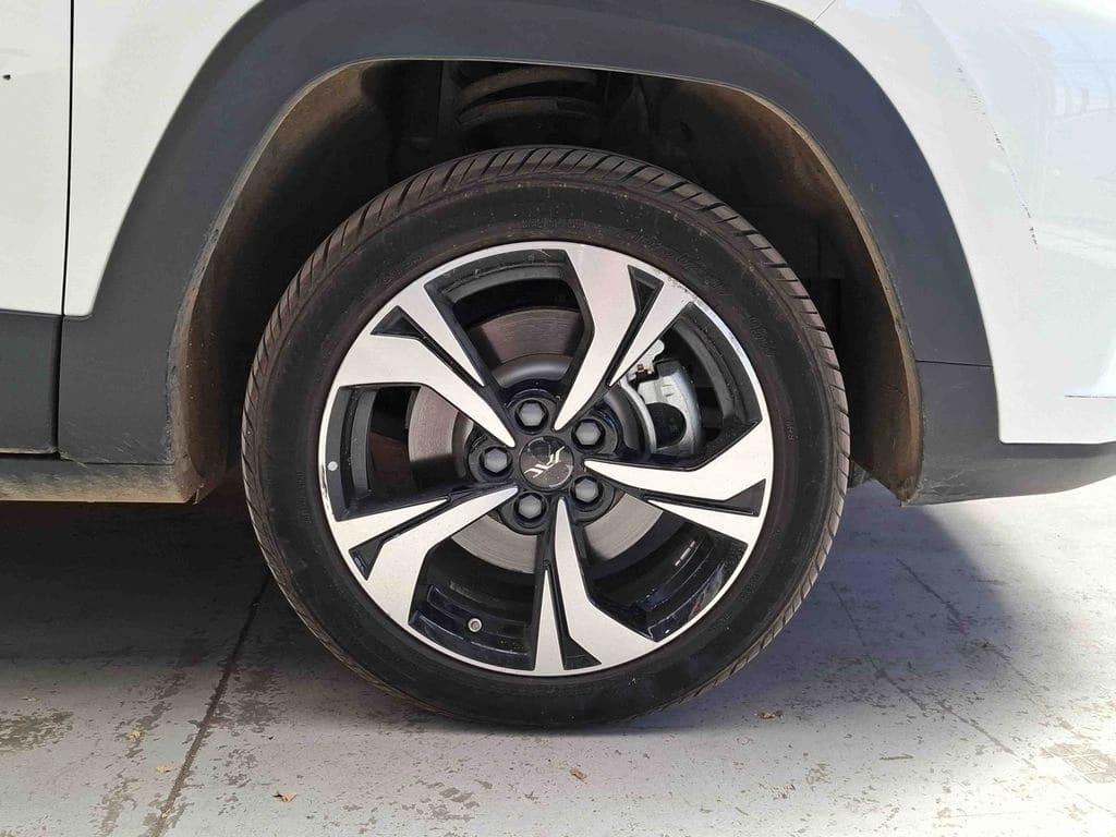 JAC Js4 Luxury año 2025