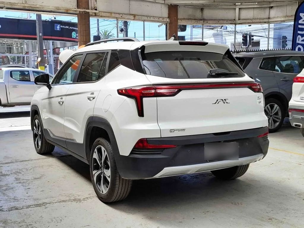 JAC Js4 Luxury año 2025