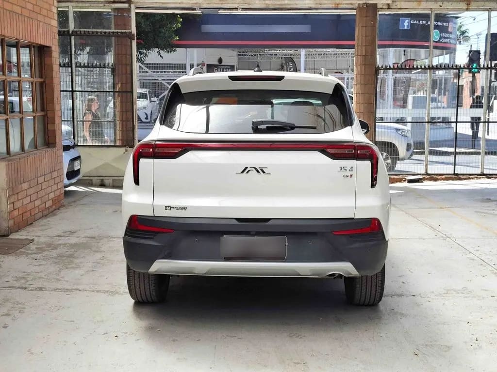 JAC Js4 Luxury año 2025