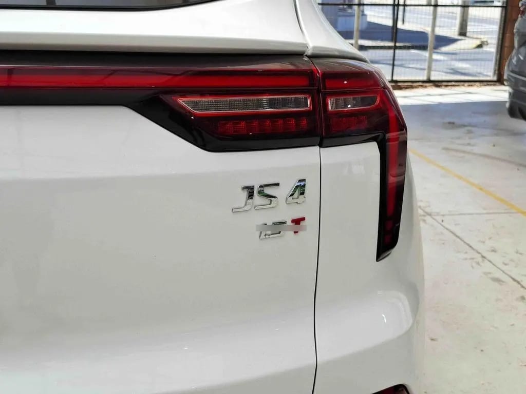 JAC Js4 Luxury año 2025