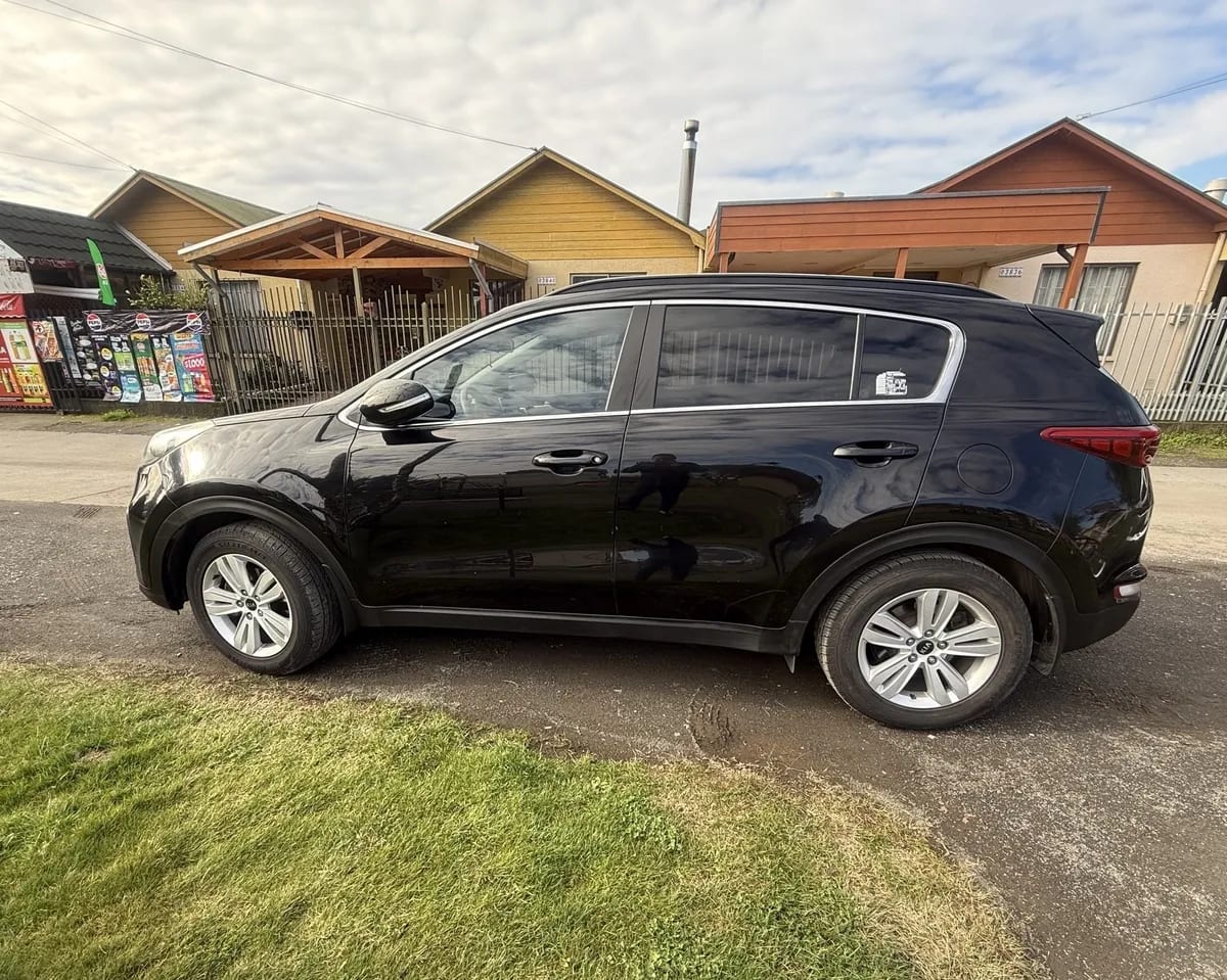 KIA MOTORS SPORTAGE 2.0 Lx Dsl 2wd At 6ab año 2019