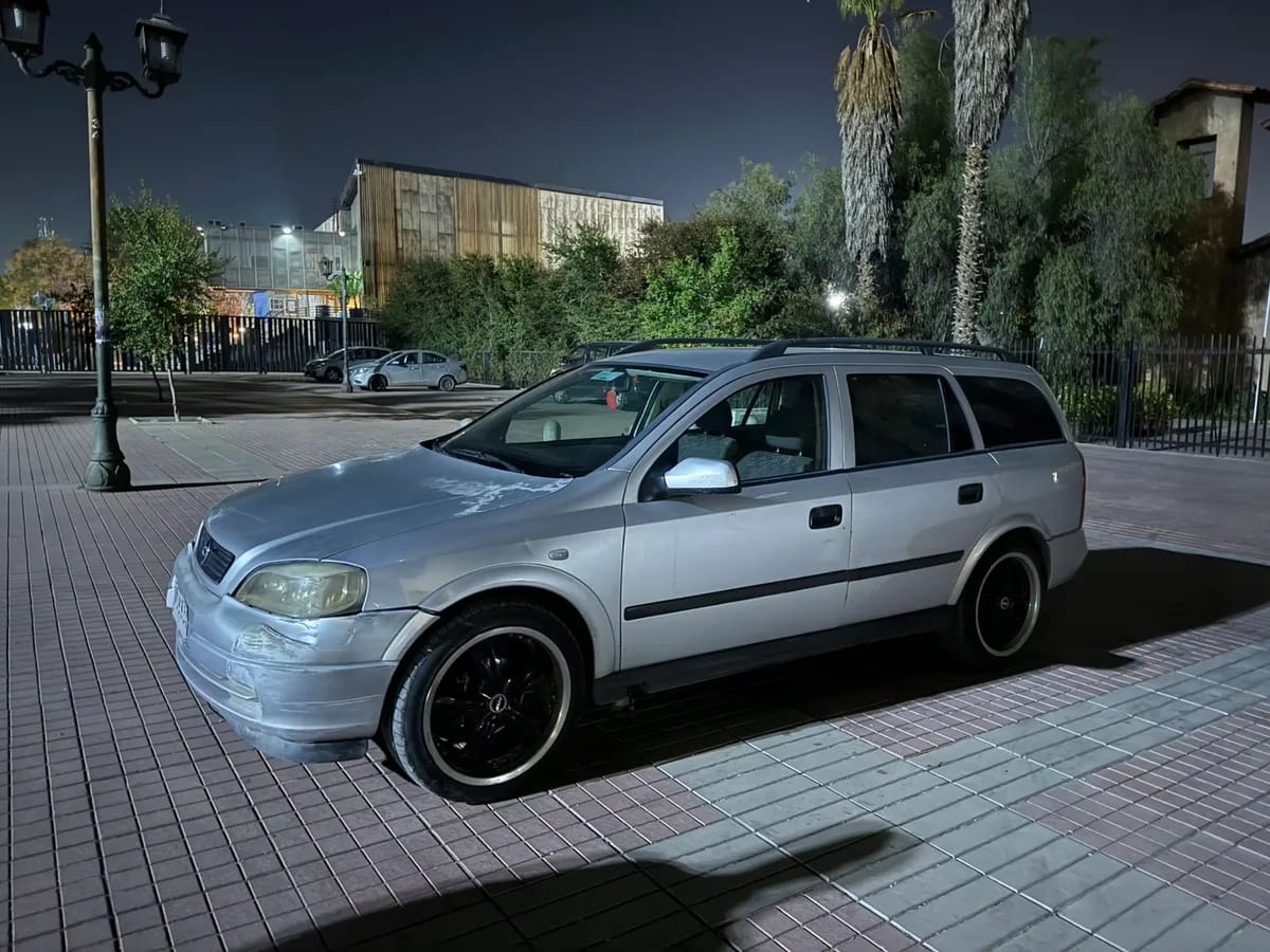 CHEVROLET ASTRA 1.6 100 Hp Ab At año 2002