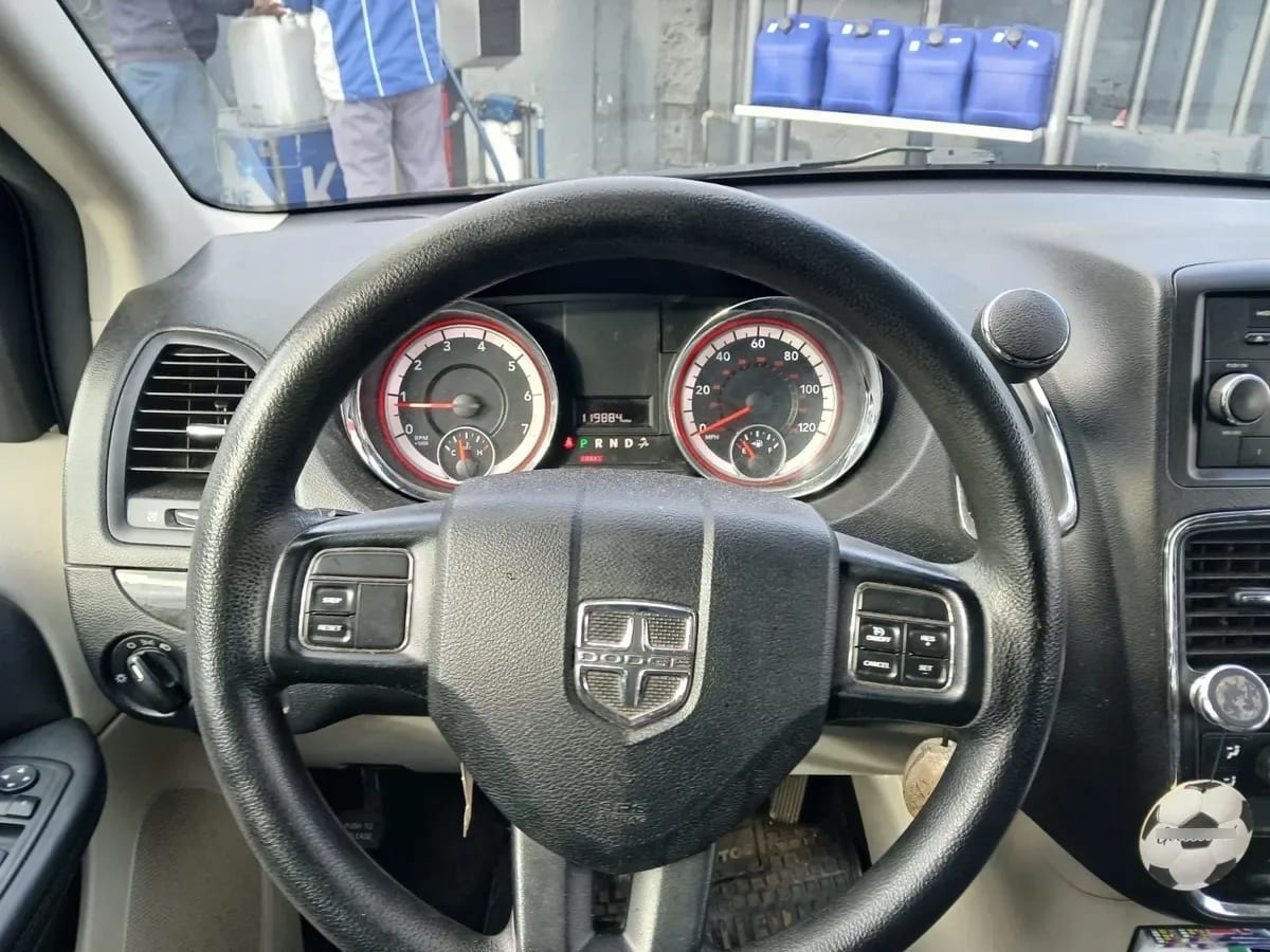 Dodge Grand Caravan 3.6 Se At año 2014