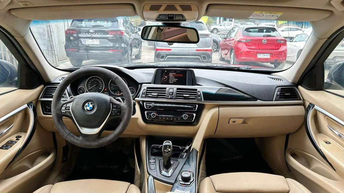 Bmw 320i 2.0 Aut año 2017