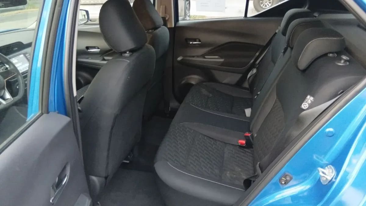 Nissan Kicks 1.6 Advance 4x2 Mt 5p año 2024