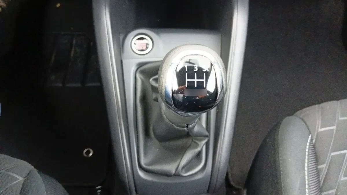 Nissan Kicks 1.6 Advance 4x2 Mt 5p año 2024