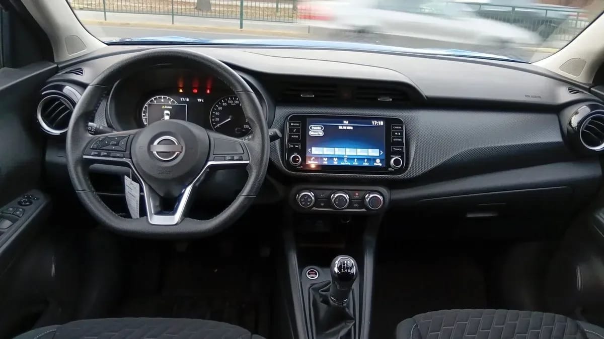 Nissan Kicks 1.6 Advance 4x2 Mt 5p año 2024