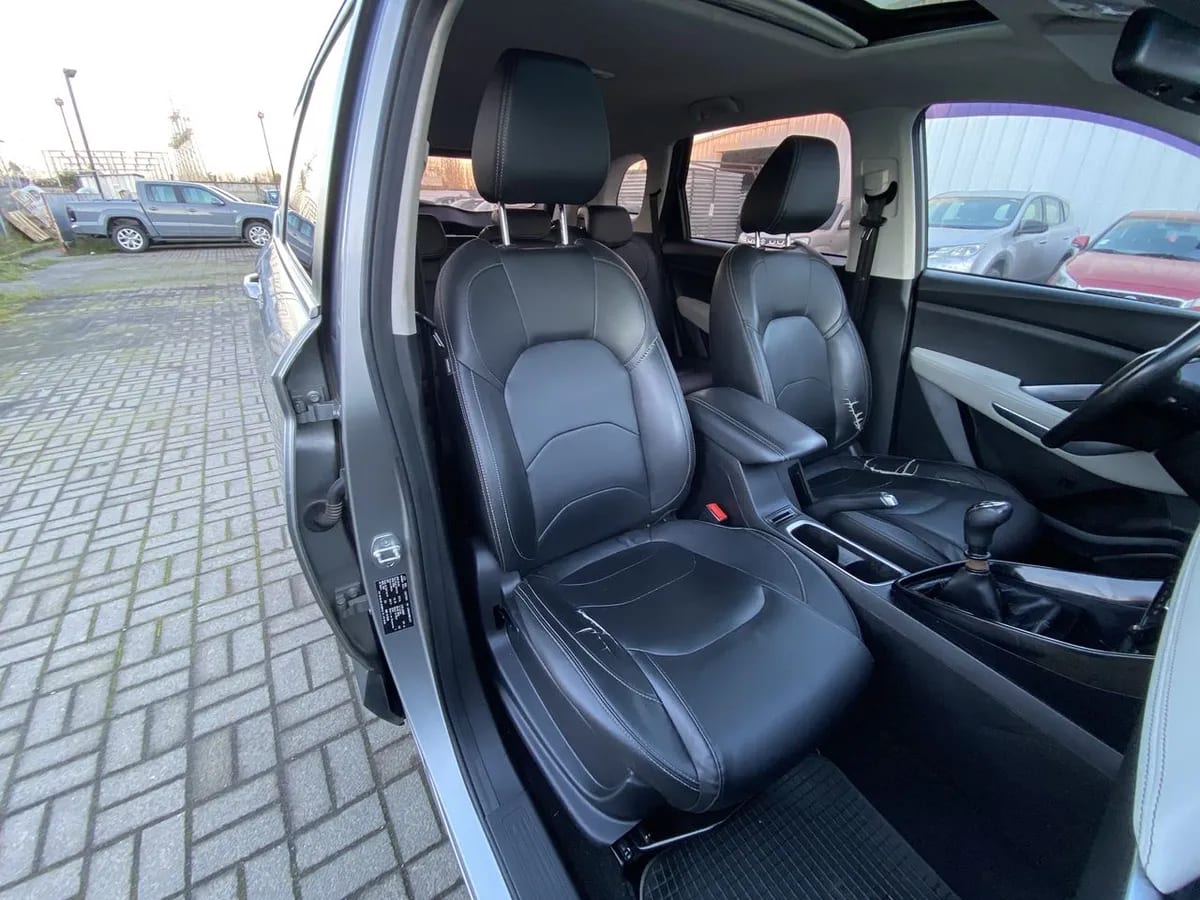 Chevrolet Captiva 1.5t Premier Fwd Mt 5p año 2021