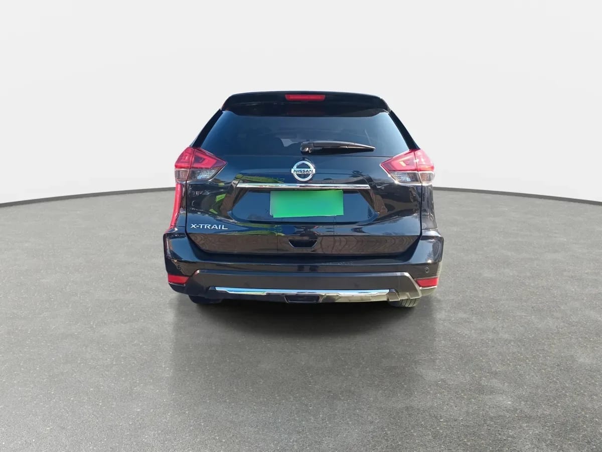 Nissan X-Trail 2.5 Advance 4x2 3row Cvt At 5p año 2023