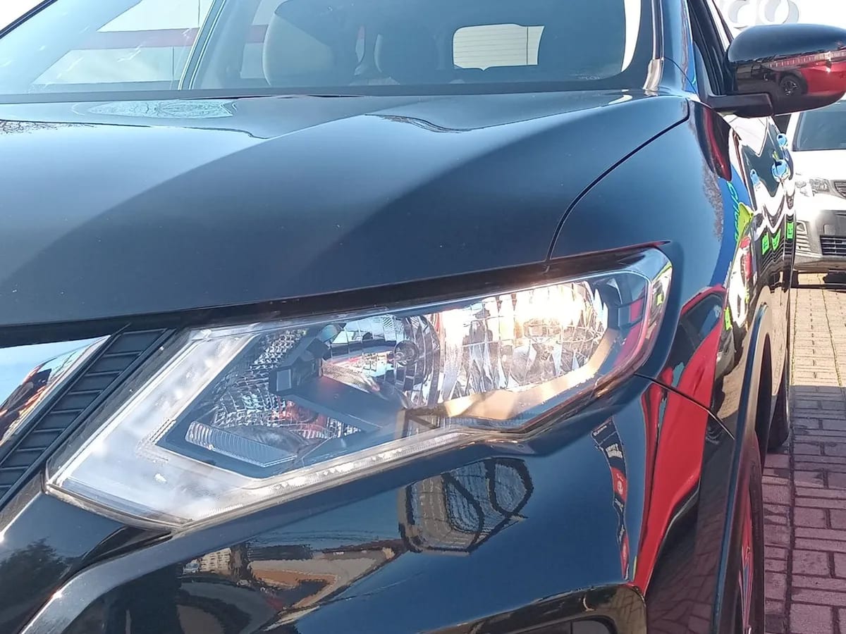 Nissan X-Trail 2.5 Advance 4x2 3row Cvt At 5p año 2023