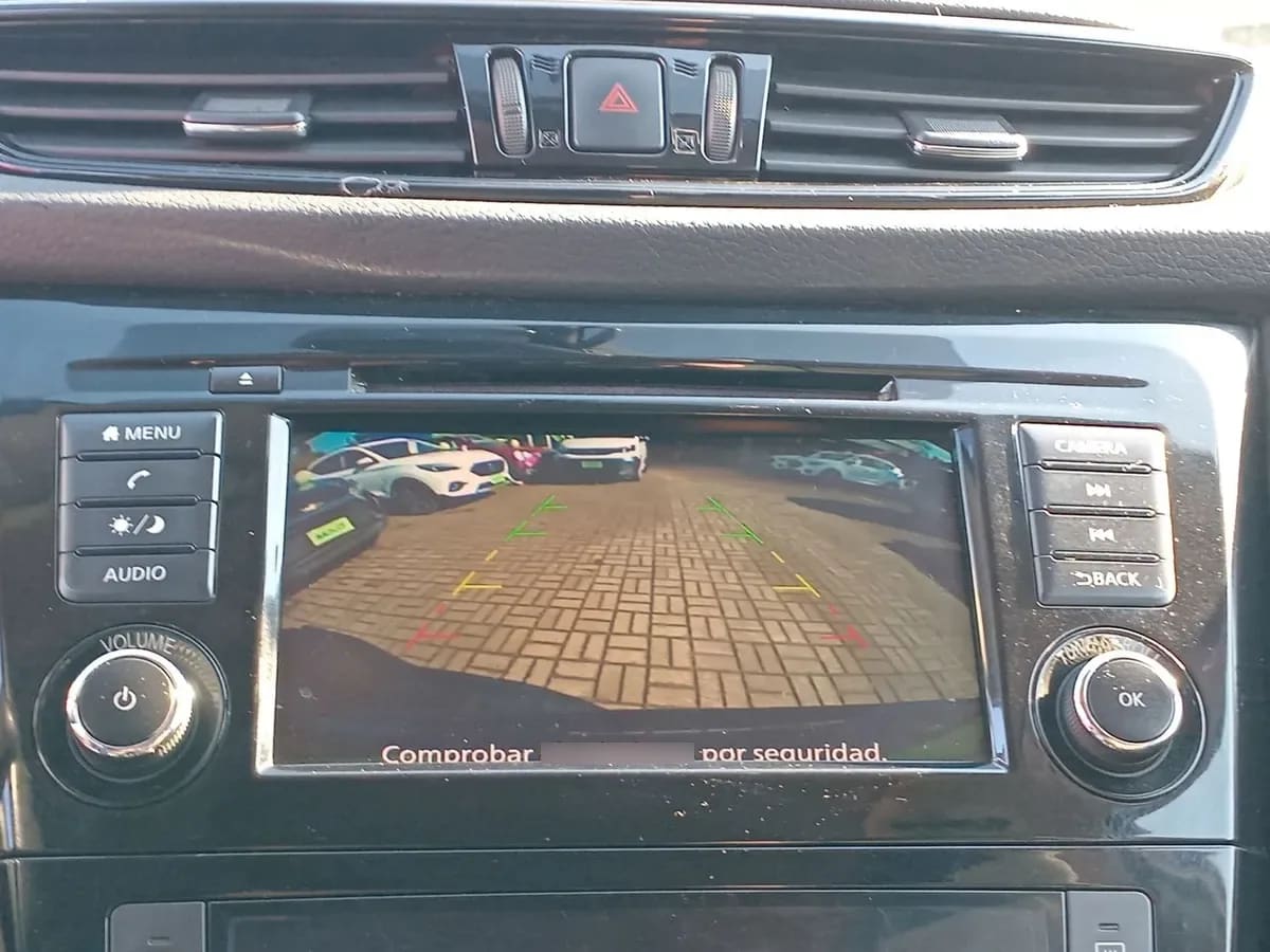 Nissan X-Trail 2.5 Advance 4x2 3row Cvt At 5p año 2023
