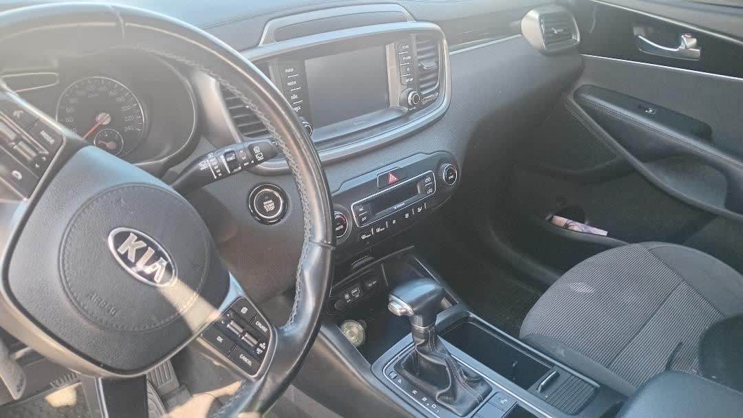 KIA MOTORS SORENTO 2.4 Ex 7s Mt año 2018