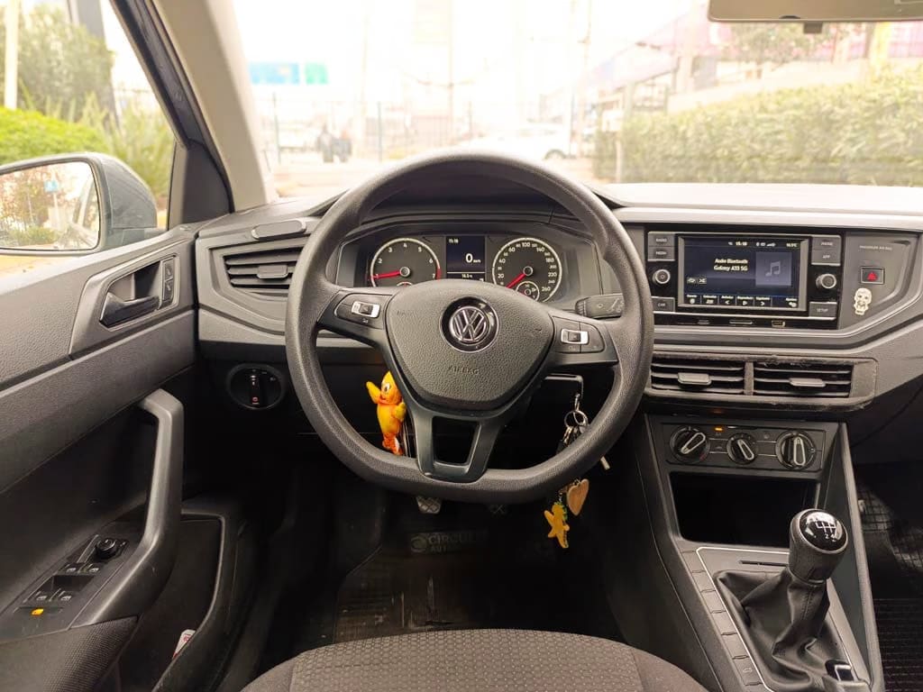Volkswagen Polo Trendline 1.6 Mt año 2021
