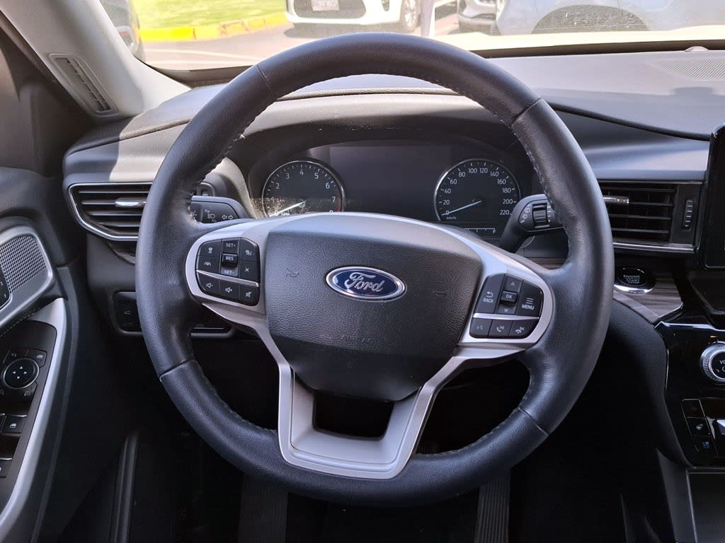 Ford Explorer 2.3 Xlt At año 2024