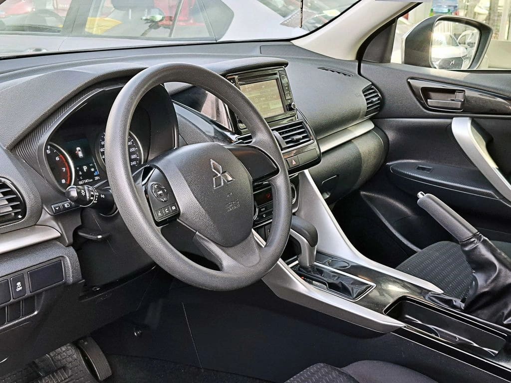 Mitsubishi Eclipse Cross 1.5 Rx 4x2 At 5p año 2023