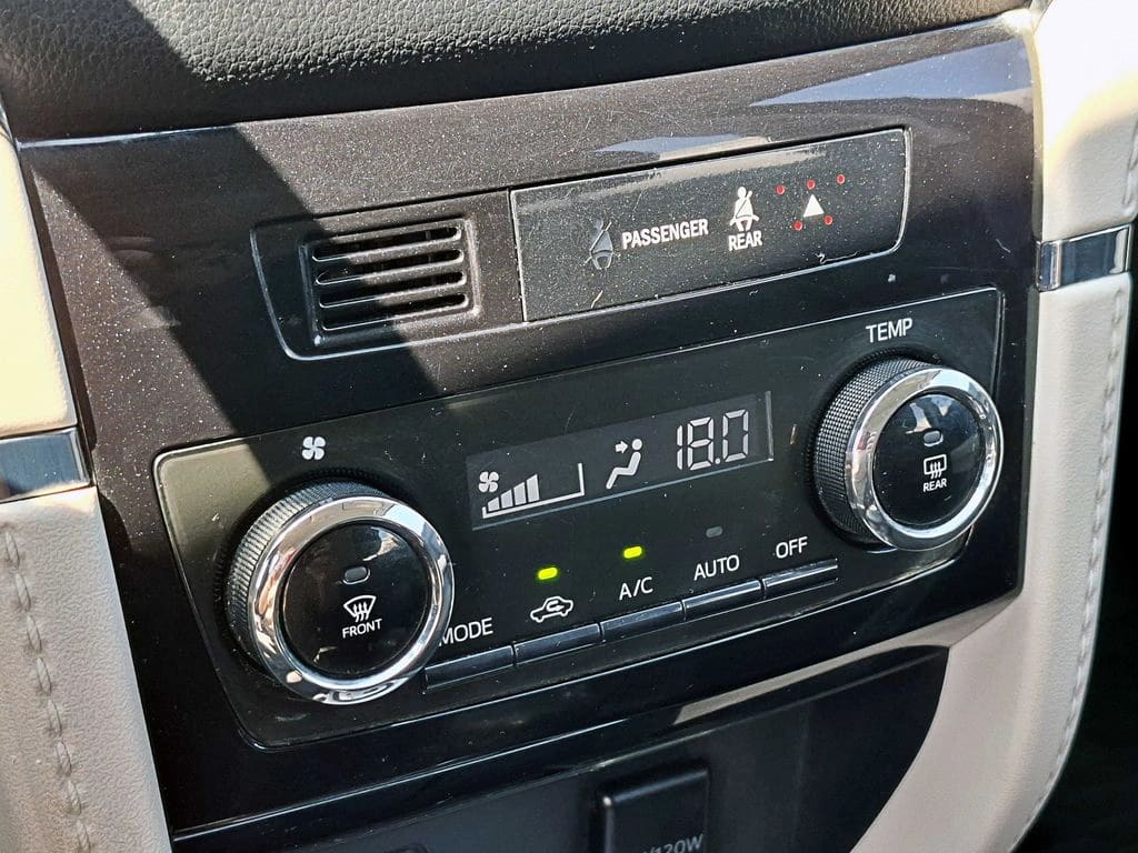 Toyota Rush 1.5 Xli 4x2 At 5p año 2023
