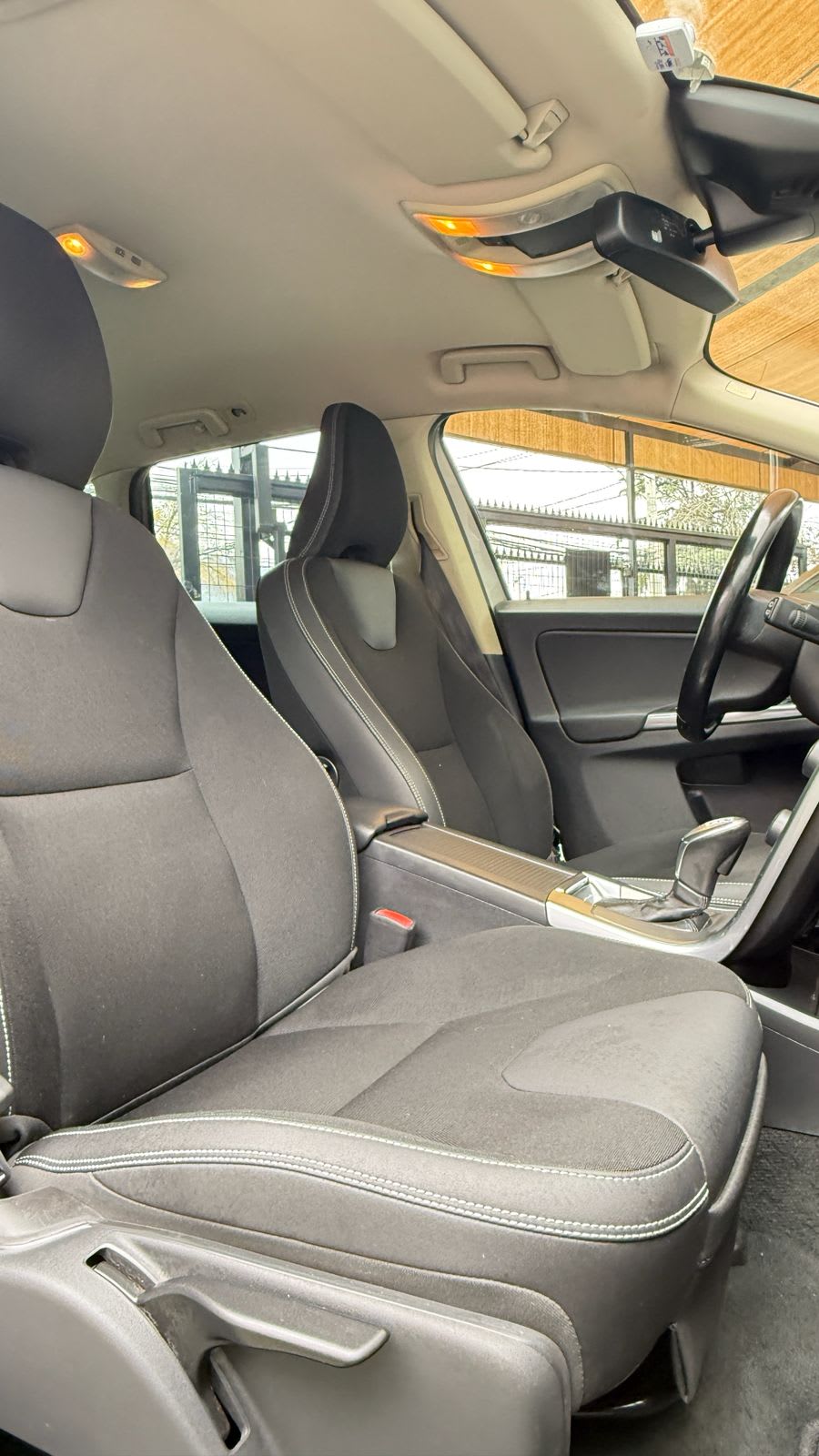 Volvo Xc60 2.0 T5 Comfort 4x2 At año 2014