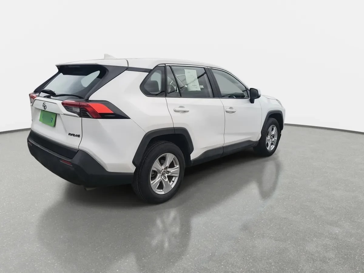 Toyota Rav 4 2.0 Le 4x2 Cvt At 5p año 2020
