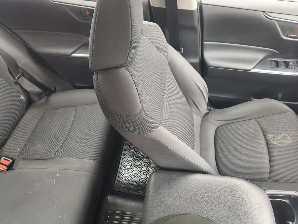 Toyota Rav 4 2.0 Le 4x2 Cvt At 5p año 2020