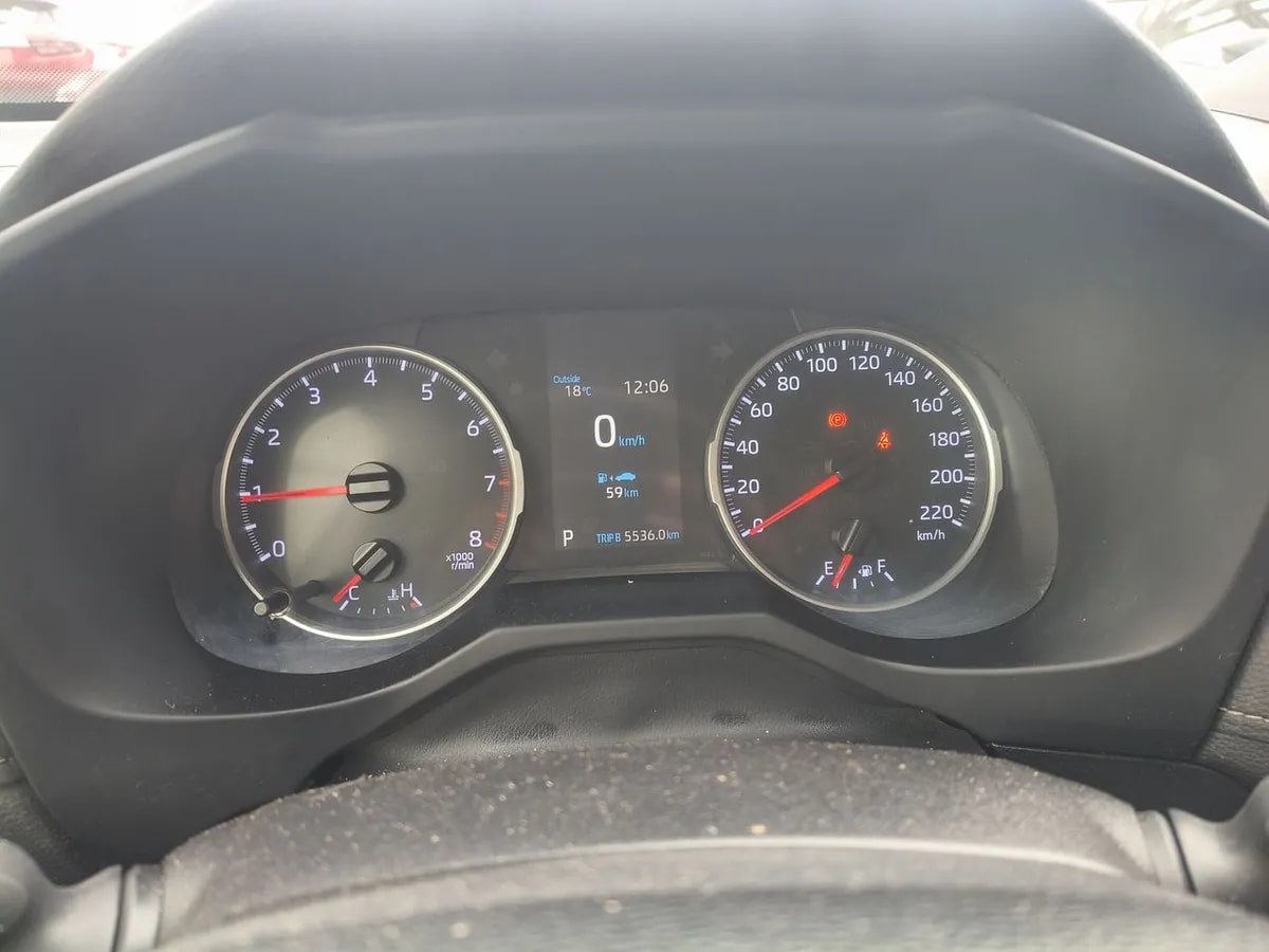 Toyota Rav 4 2.0 Le 4x2 Cvt At 5p año 2020