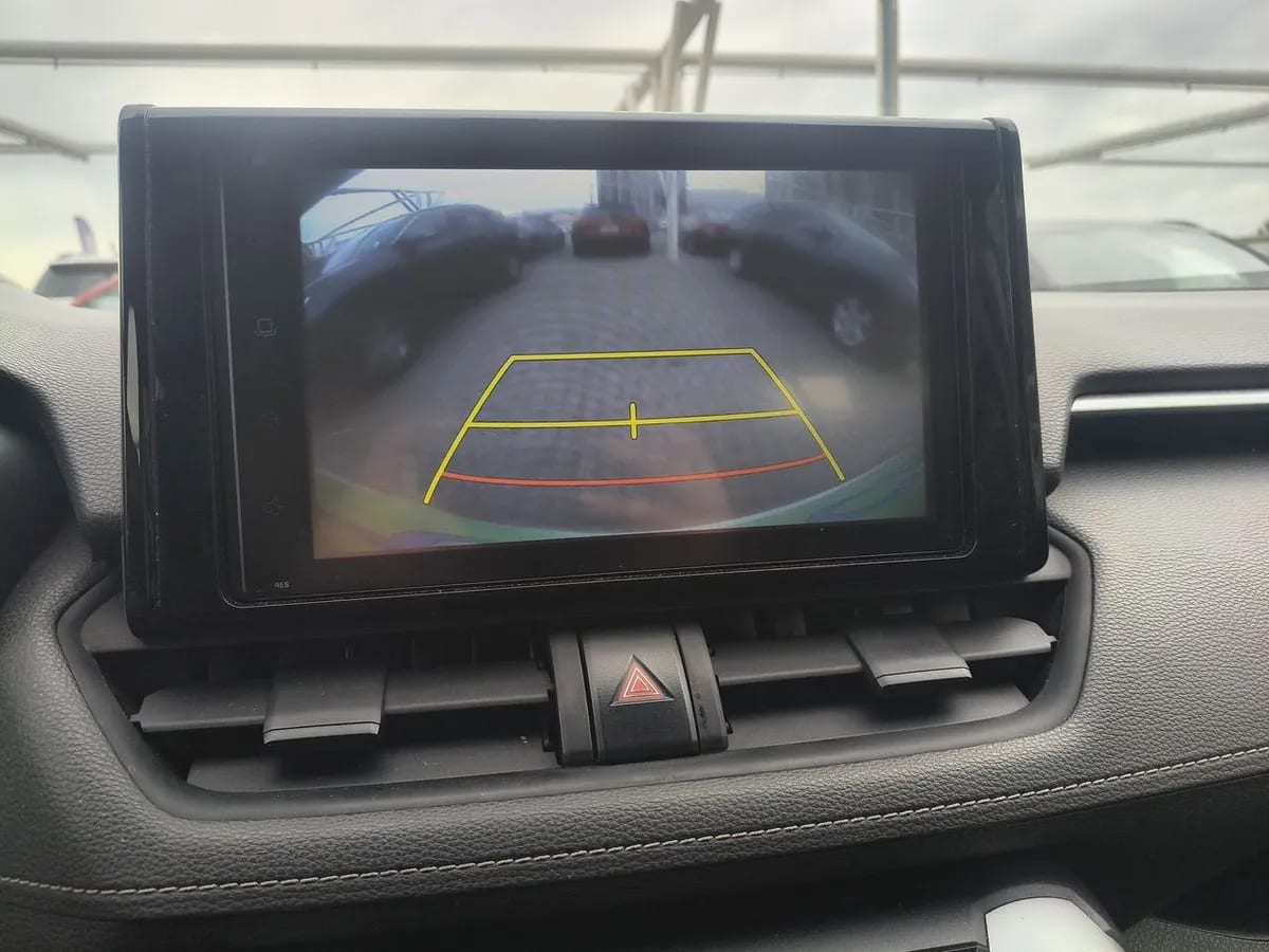 Toyota Rav 4 2.0 Le 4x2 Cvt At 5p año 2020