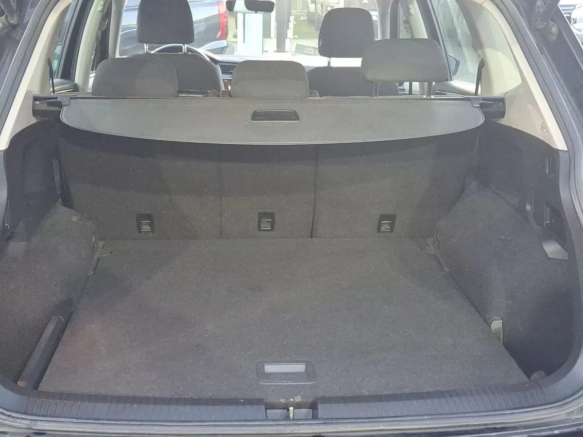 Volkswagen Tiguan 1.4 Tsi Trendline 4x2 Mt 5p año 2018