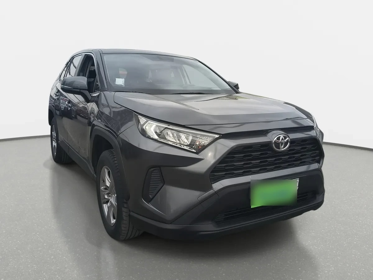 Toyota Rav 4 2.0 Le 4x2 Mt 5p año 2022