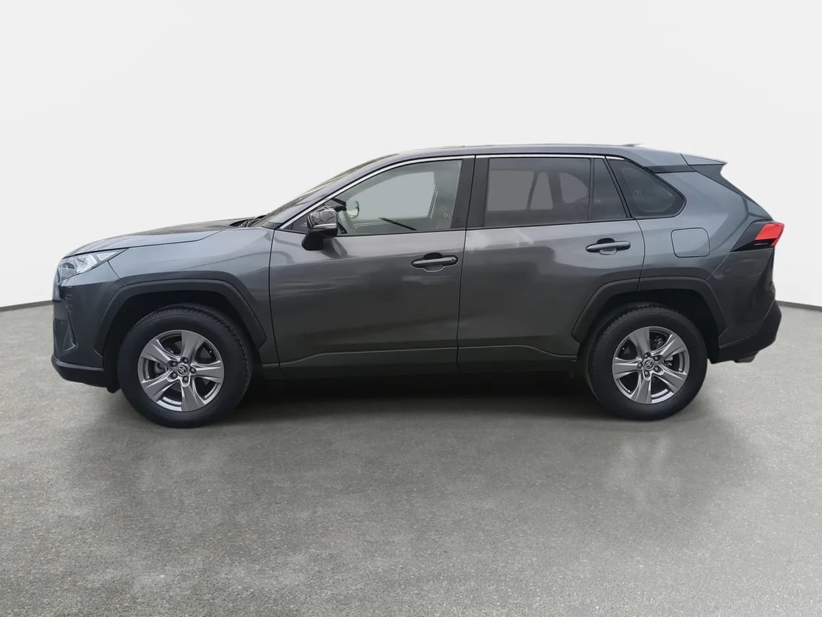 Toyota Rav 4 2.0 Le 4x2 Mt 5p año 2022