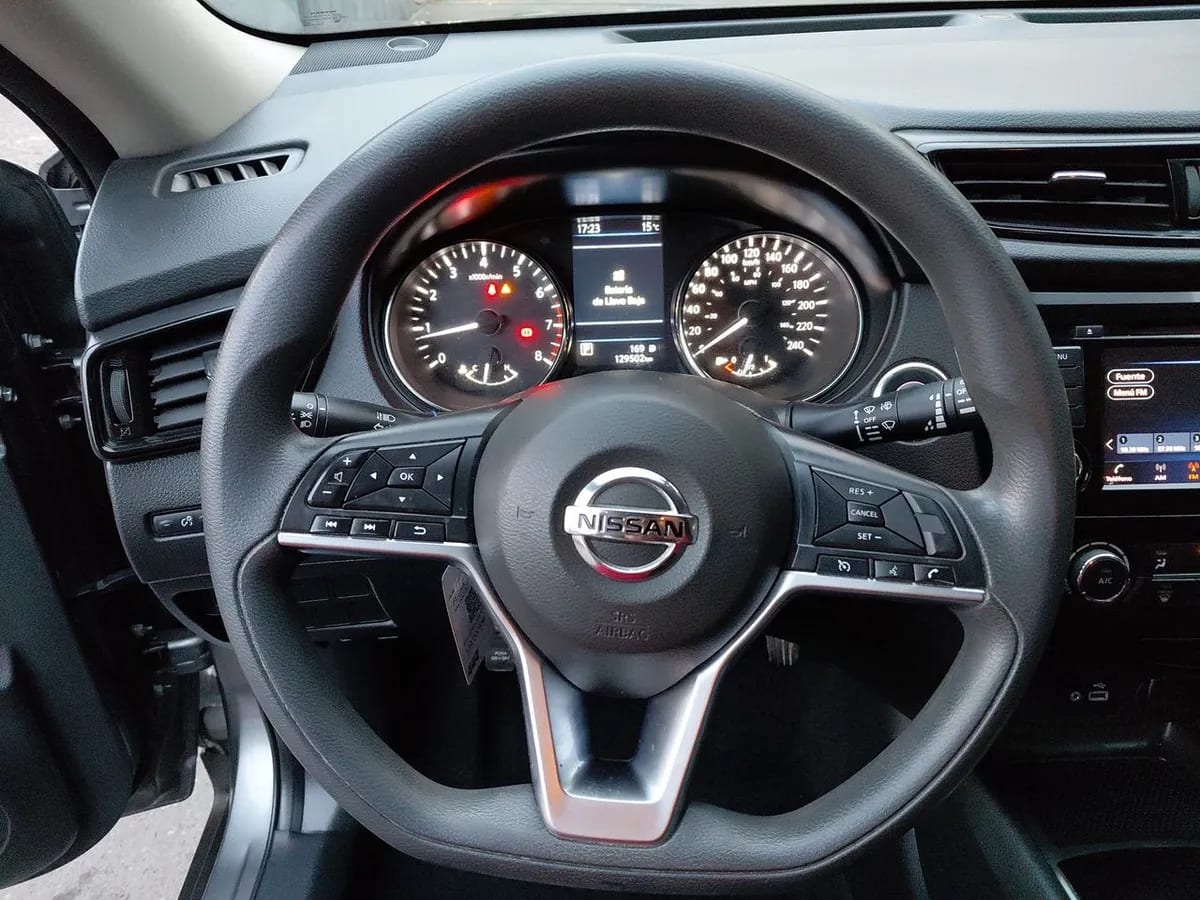 Nissan X-Trail 2.5 Sense Mc 4x2 Cvt At 5p año 2022