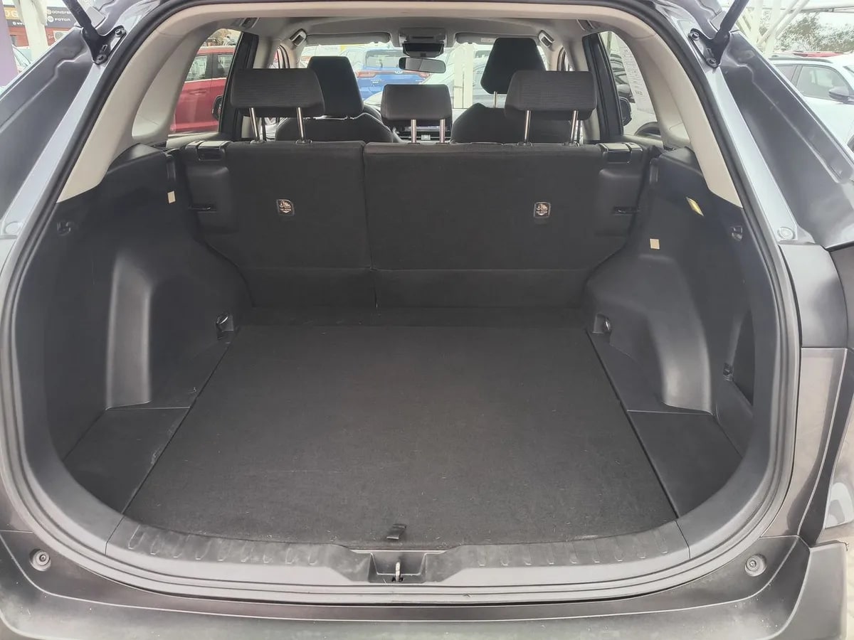 Toyota Rav 4 2.0 Le 4x2 Mt 5p año 2022